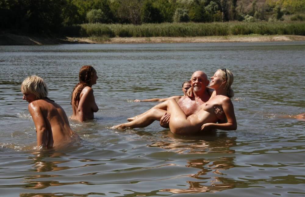 [PNuDL] Naturist Family Event # 25