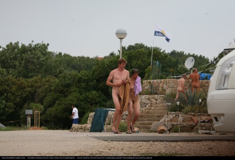 [PNuDL] Nudism Family Indian Summer Painting photo gallery