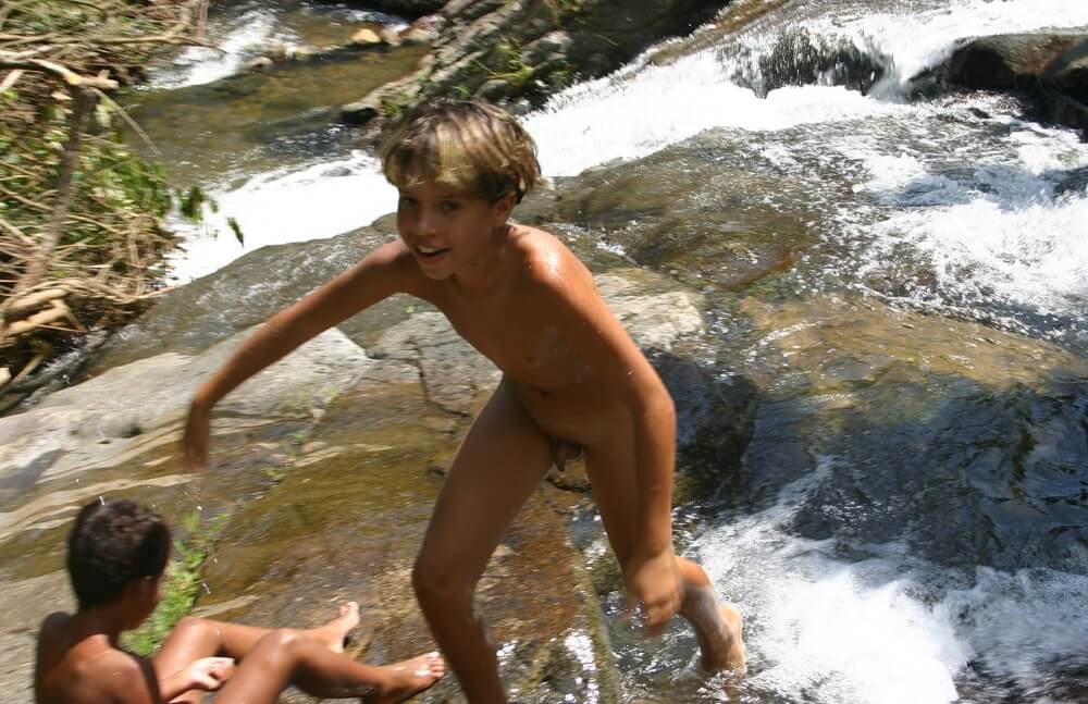[PNuDL] Brazilian Cliff Slide pics