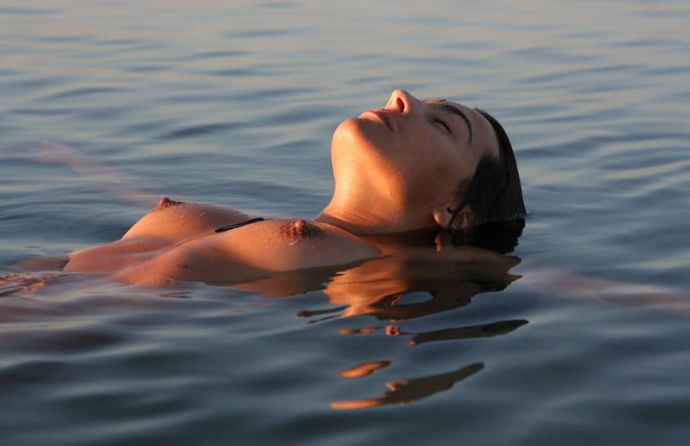 [PNuDL] Sunlight Water to the Night pics
