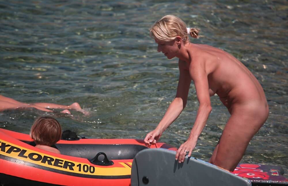 [PNuDL] Red Boating for Two Nudists pics