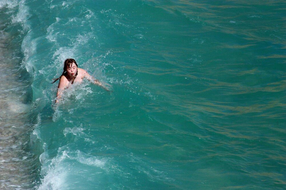 [PNuDL] Naturist Cold Water Entry pics