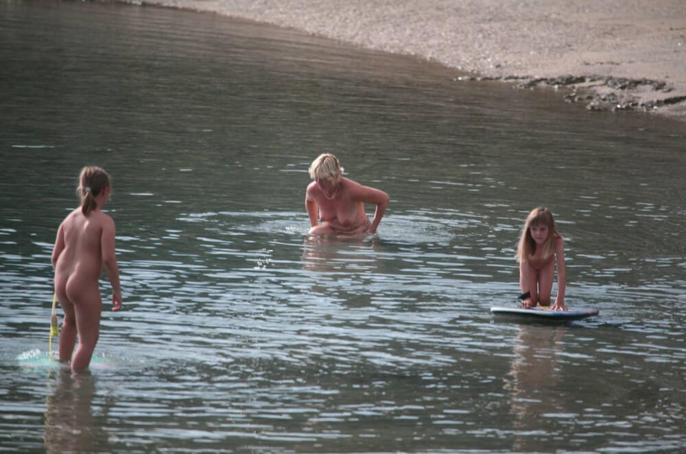 [PNuDL] Naturism photo gallery # 14