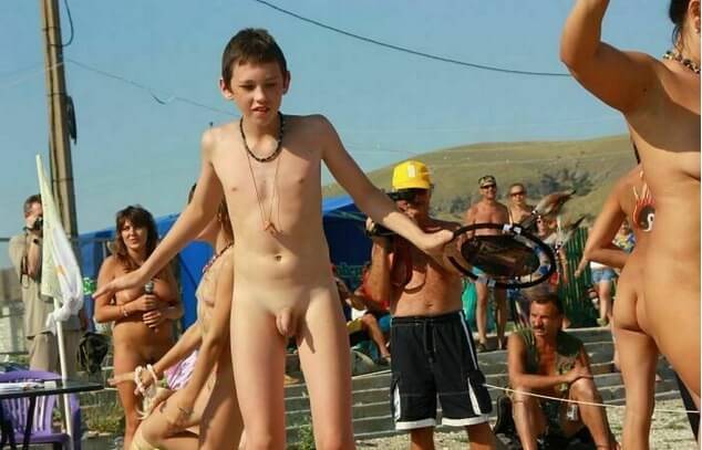 [PNuDL] Nudists in Crimea photos