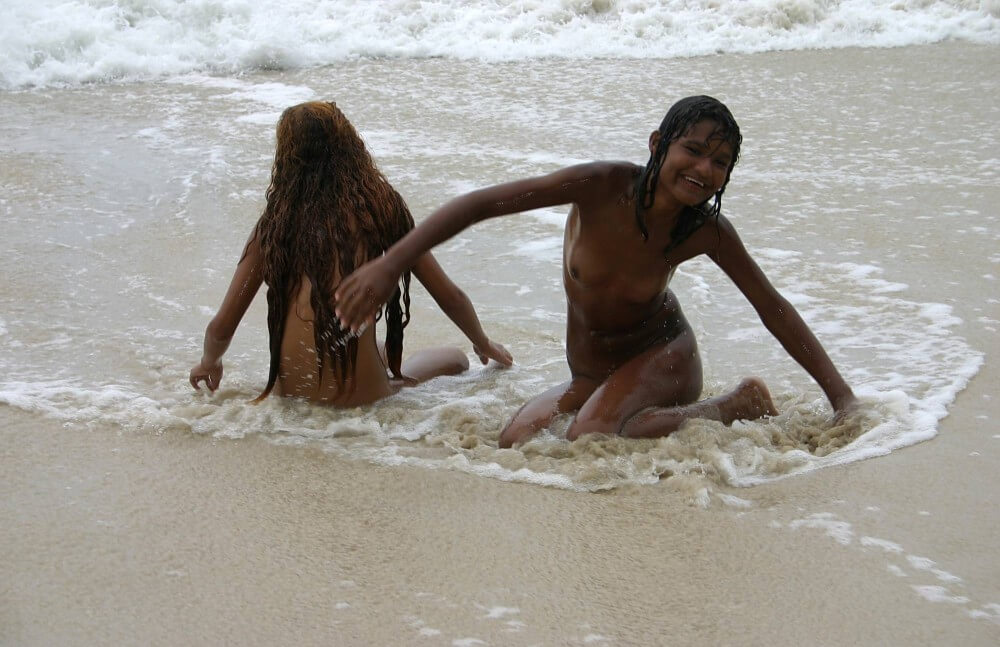 [PNuDL] Brazilian Sand Playground pics