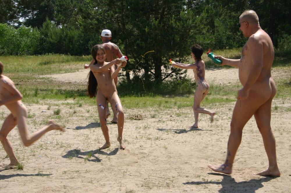 [PNuDL] Kiev Group Painting Wild pics