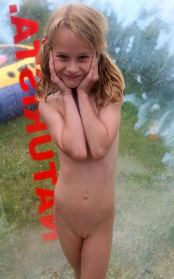 [PNuDL] Outdoor nudist photography