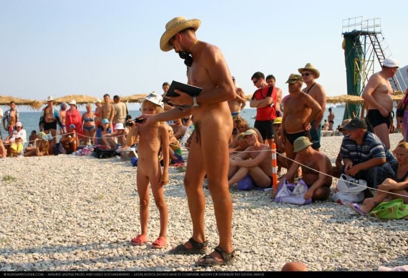 [PNuDL] Naturist Pageant Line Up photos