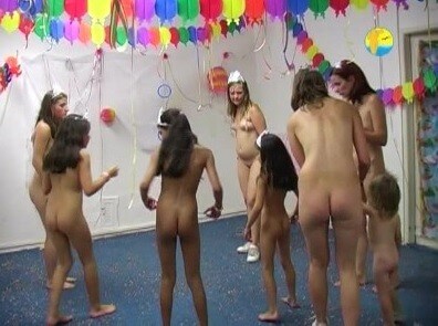 [PNuDL] Naturist Freedom: Princess