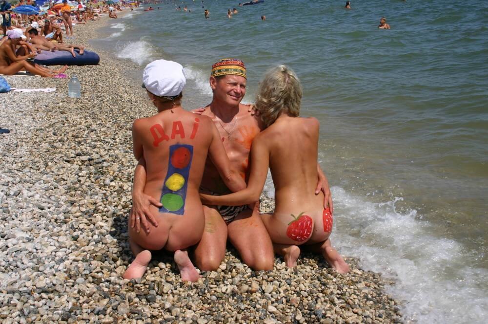 [PNuDL] Bold Outdoor Nude Poses pics