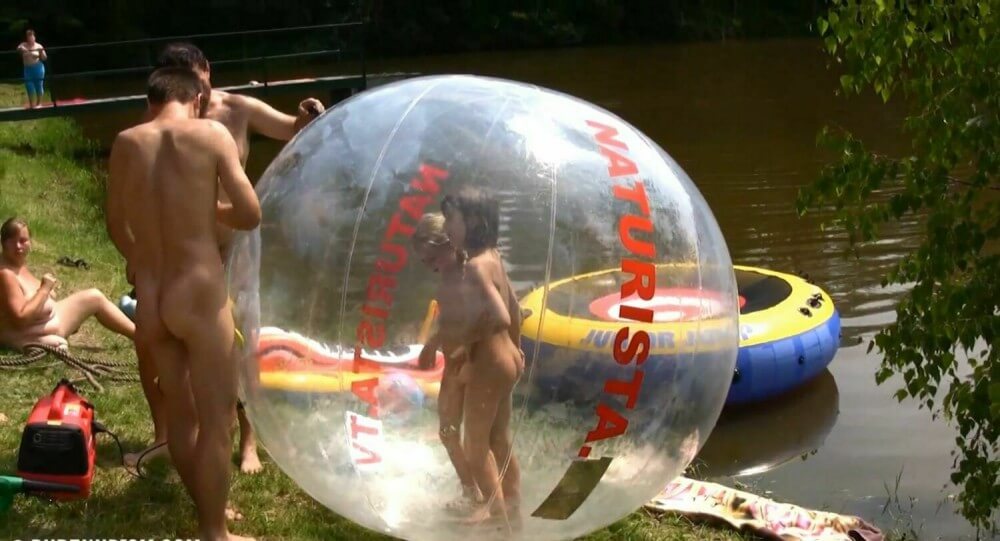 [PNuDL] Daytime Family Picnic Full HD