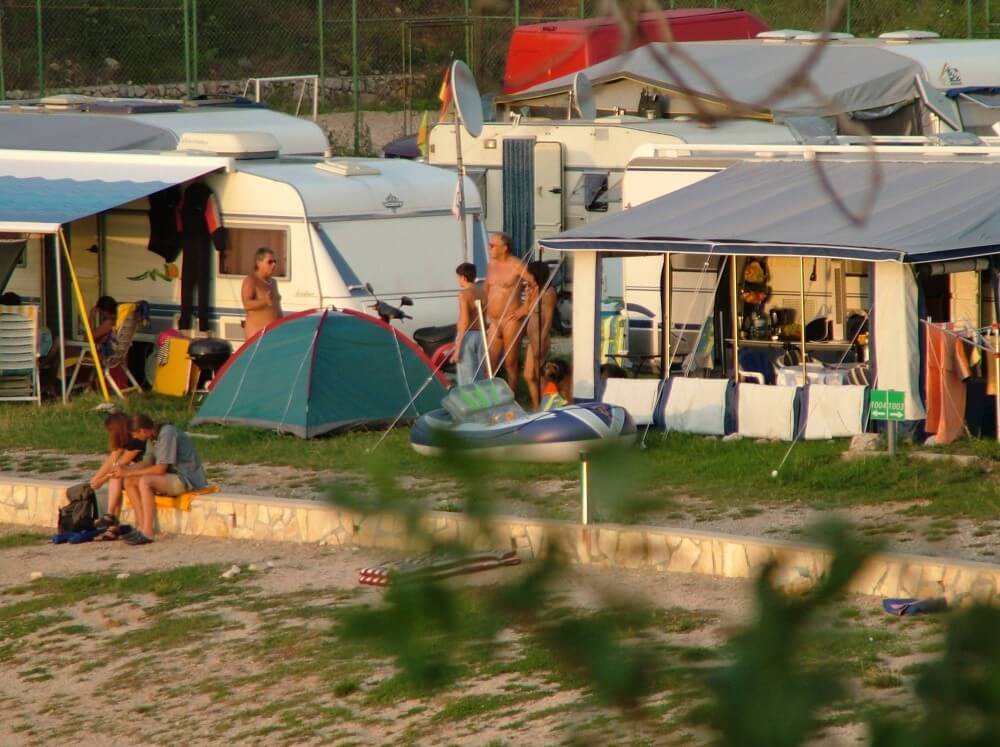 [PNuDL] FKK Outdoor Shoreline pics