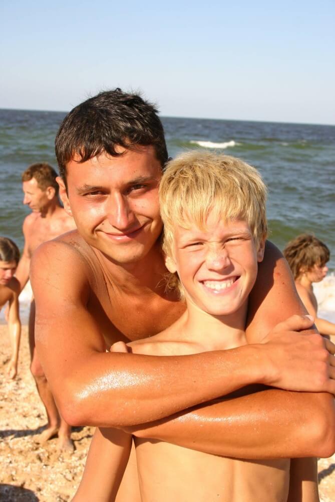 [PNuDL] Naturist Group Pictures