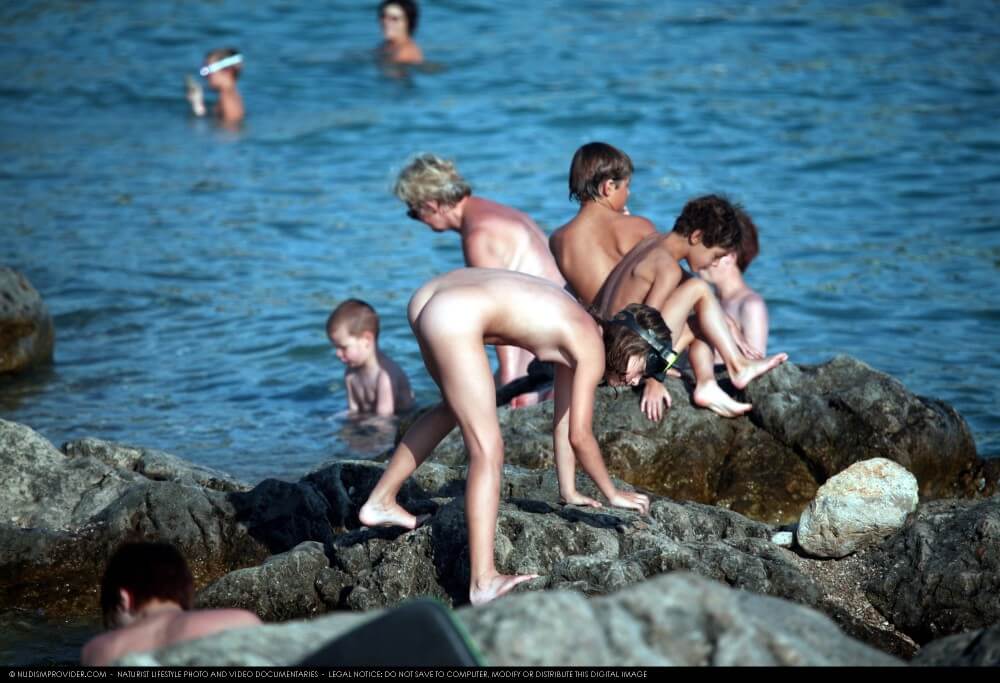 [PNuDL] Summer day on the Black Sea photos